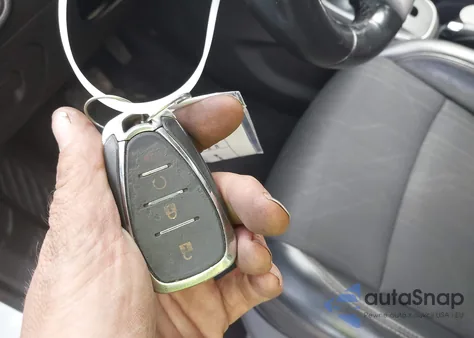 2019 Chevrolet Trax Lt z USA, uszkodzony, nr VIN KL7CJLSB0KB752988